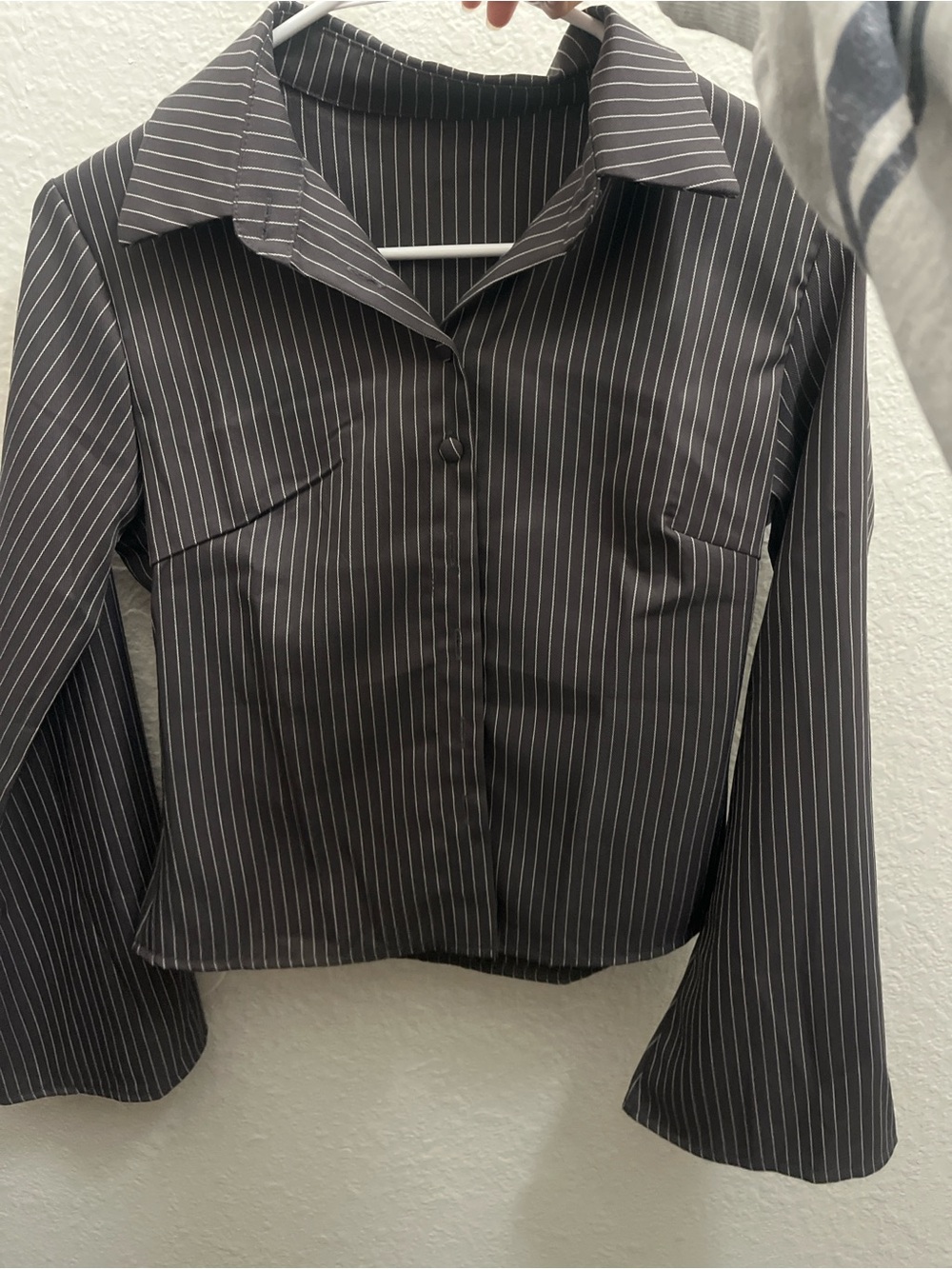 Source Unknown Black Pinstripe Button-Down Collar Shirt